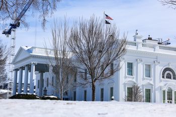 Budowa sali balowej kontynuowana. Jest decyzja sądu