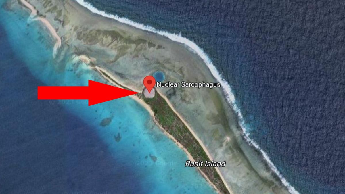 Na Runit Island znajduje się tzw. "nuklearna trumna"