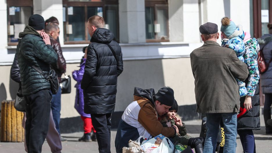 Życie w ukraińskim, okupowanym przez Rosjan Chersoniu nie jest łatwe. Utknęła tam ponad setka afrykańskich studentów