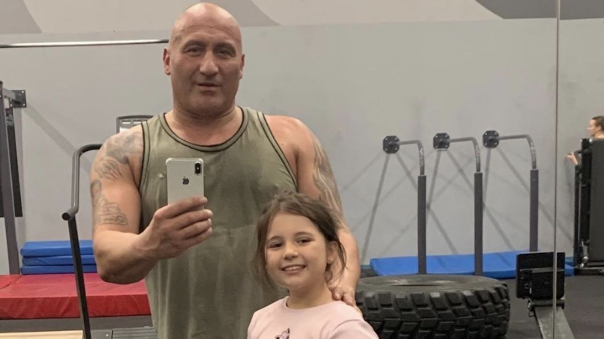 Marcin Najman z córką 