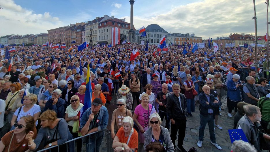 Incydent na wiecu. Doszło do przepychanek