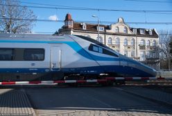 Leżał pijany na torach. Przejechał nad nim Pendolino