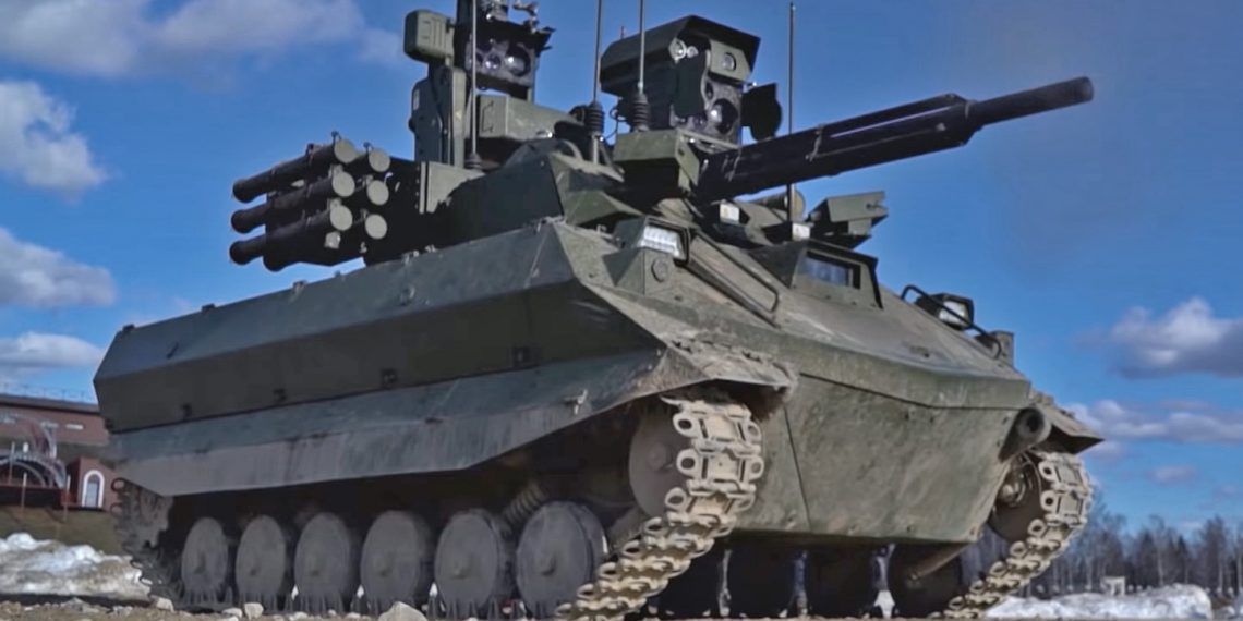 Bezzałogowy czołg Uran-9 – bez sztucznej inteligencji to łatwy cel (źródło: mil.ru)