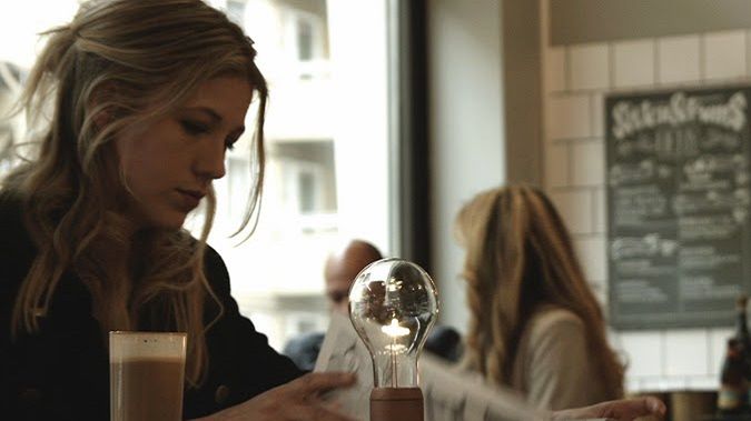 Flyte: latająca żarówka. Absurdalnie piękny gadżet 1