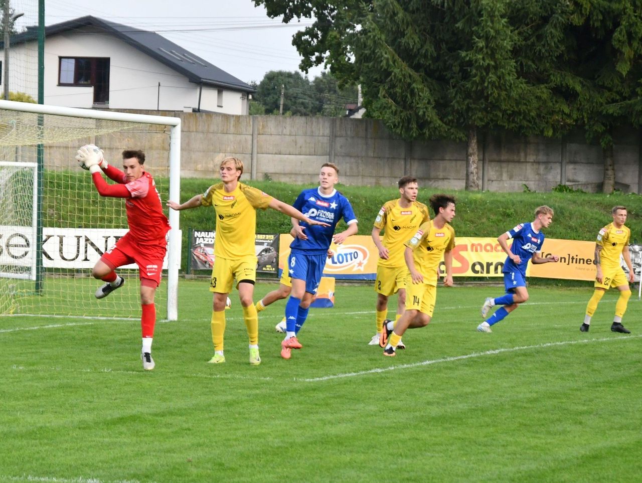 Naprzód Jędrzejów zagra derby z Koroną II Kielce w Betclic 3. lidze