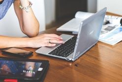 Facebook nakręca firmom sprzedaż. Internauci kupują jak szaleni