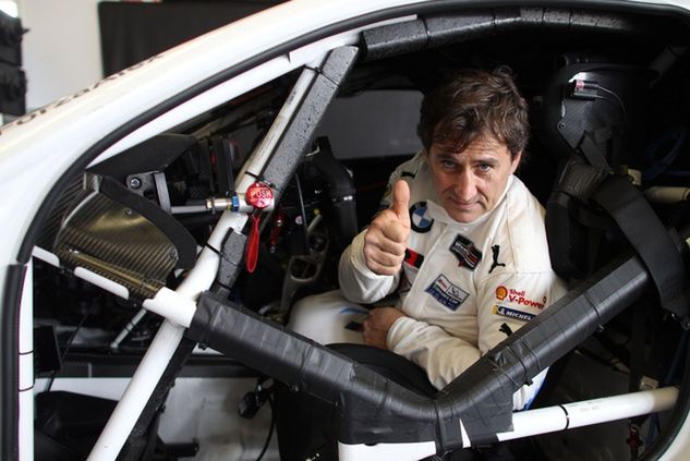 Alex Zanardi po utracie nóg wrócił do ścigania