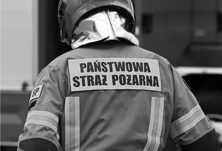 O śmierci strażaka podczas ćwiczeń poinformowała Komenda Wojewódzka Państwowej Straży Pożarnej w Kielcach