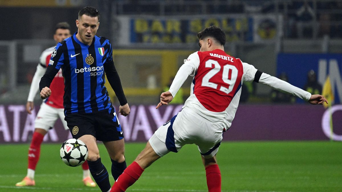 PAP/EPA / Nicola Marfisi / Mecz Ligi Mistrzów: Inter Mediolan - Arsenal FC