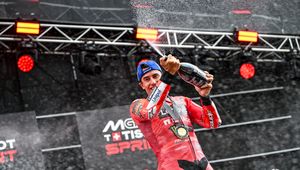 Starcie Marqueza z Bezzecchim w GP Austrii. Dominator znów bezwzględny