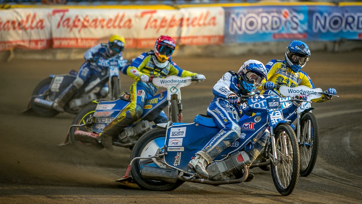 WP SportoweFakty / Tomasz Jocz / Piotr Świderski na prowadzeniu