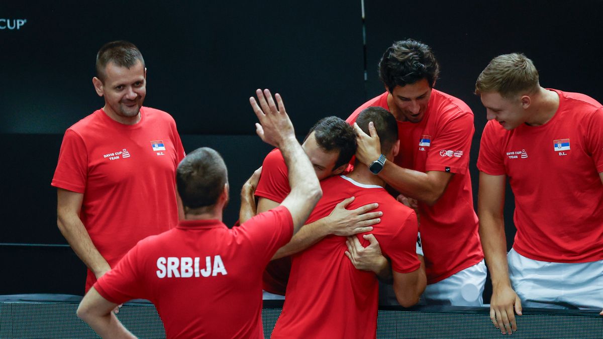Zdjęcie okładkowe artykułu: PAP/EPA / Kai Foesterling / Na zdjęciu: Reprezentacja Serbii w Pucharze Davisa 2023