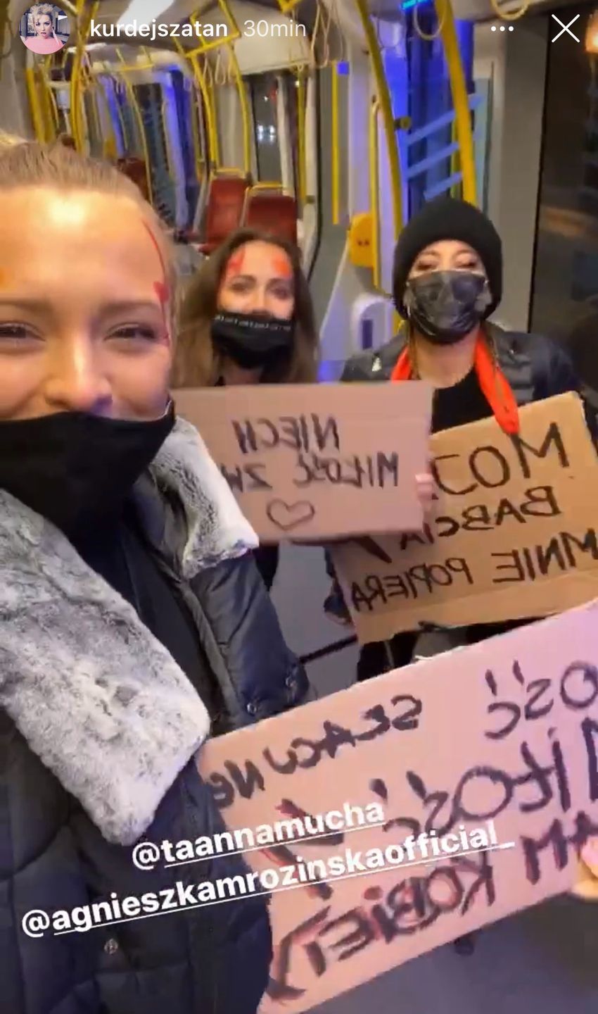 Strajk Kobiet - Basia Kurdej-Sztan, Anna Mucha, Agnieszka Mrozińska