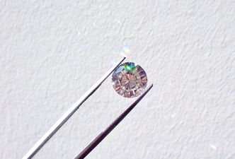 Czy diamenty inwestycyjne mają certyfikat?