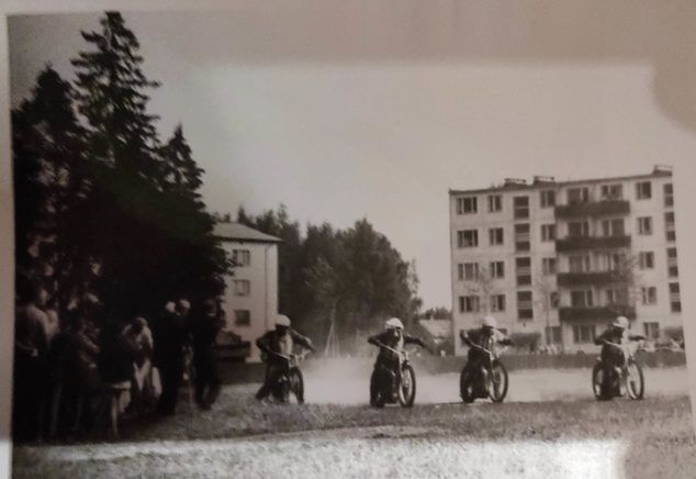 Dacie wiarę, że to zdjęcie zrobiono w Daugavpils? Jedne z pierwszych zawodów na tym torze.