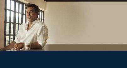 Brad Pitt w wiosennej kampanii De'Longhi