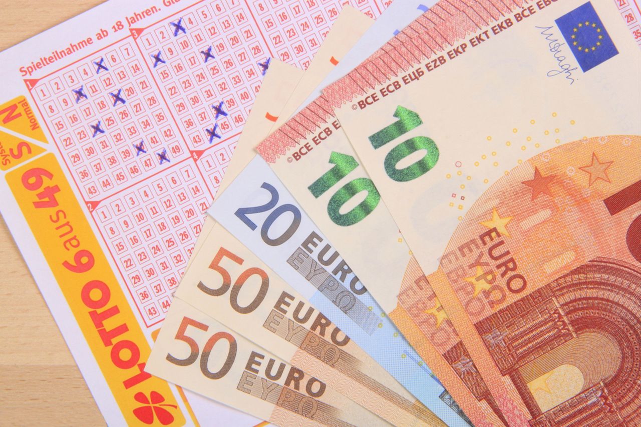 Od 29 lat obstawiała te same liczby. Niemka wygrała miliony w Lotto