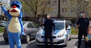 Żory. Policjanci z urodzinową wizytą u 6-latka na kwarantannie