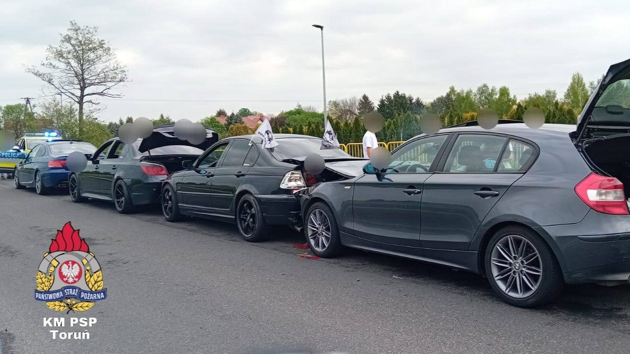 Cztery BMW zderzyły się w jednym miejscu. Dystans jest wszystkim