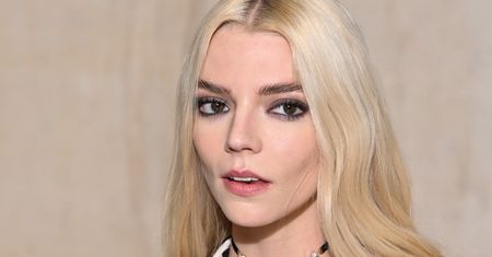 Gwiazdy na Fashion Weeku w Paryżu. Rewia mody to mało powiedziane