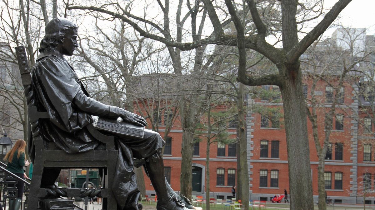 Uniwersytet Harvarda. Zagraniczni studenci, zwłaszcza z Azji, to ważne źródło dochodów dla amerykańskich uczelni 