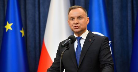 Nagły ruch prezydenta ws. "lex Tusk". W sieci lawina komentarzy