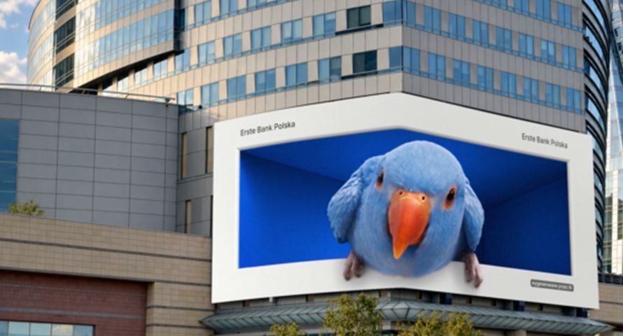 Papużka Erste Bank Polska w trójwymiarowej reklamie