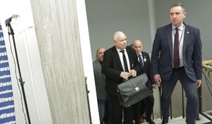 Kaczyński na specjalnych warunkach w Sejmie. "Trzeba to wyjaśnić"