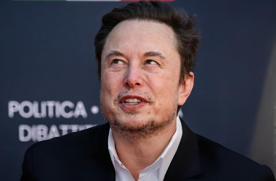 Elon Musk wyraża pogardę w kierunku ludzi
