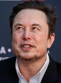 Elon Musk w natarciu. Miliarderowi nie podoba się jedno słowo
