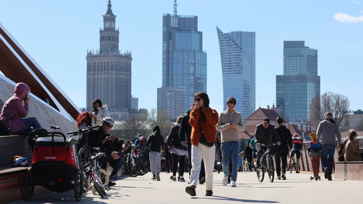 Życie Polaków zmieniło się na lepsze od wejścia Polski do Unii Europejskiej. Rosły m.in. zarobki