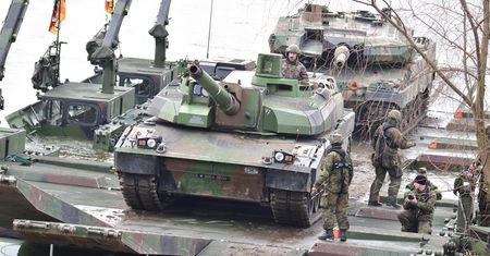 Francja ogłasza nową strategię. Rosja zagrożeniem, ważna rola Polski