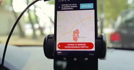 Szukam pracy: ile zarabia kierowca Ubera?