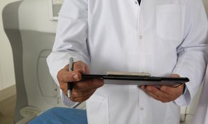 Lekarze w ZUS. Wynagrodzenia wystrzelą. "Bardzo duża podwyżka"
