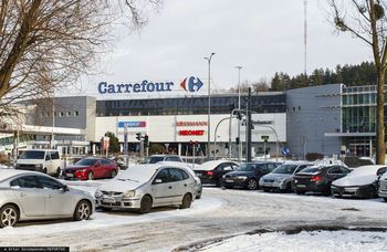 Carrefour tnie etaty i zamyka sklepy. Gruchnęła wiadomość o zwolnieniach