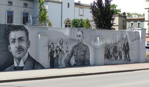 Siemianowice Śląskie. Nowocześnie o historii. Tablica i mural upamiętniające powstańców śląskich