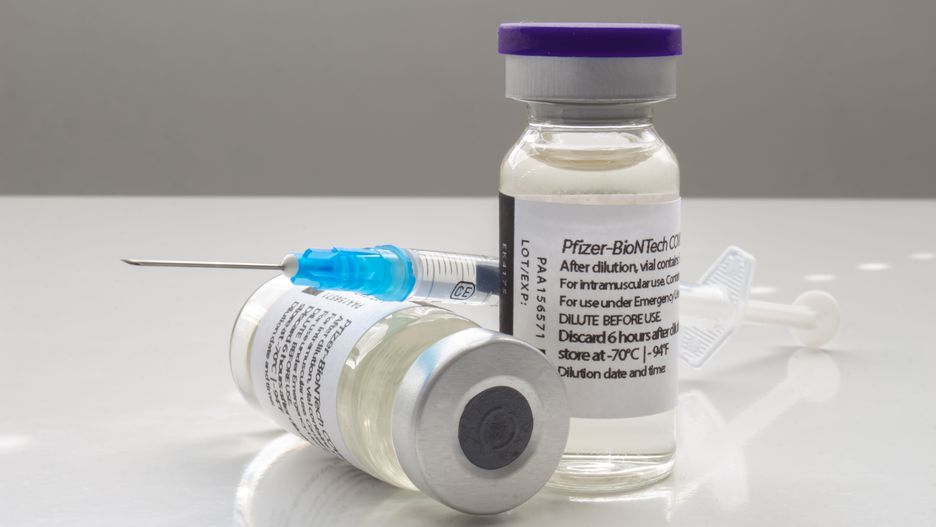Koronawirus covid szczepionka szczepienie pfizer biontech