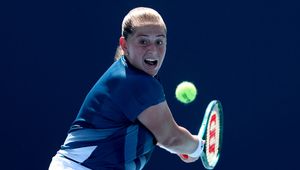 Niespodzianka. Jelena Ostapenko za burtą