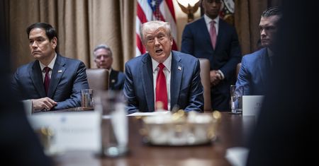 Telefon do Trumpa. Musieli go uspokoić przed szczytem