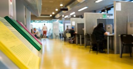 Praca zdalna w administracji publicznej. Zmiany na miesiąc