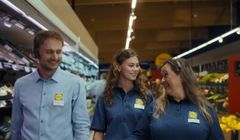 Lidl reklamuje się jako pracodawca. W spocie hit Kombi