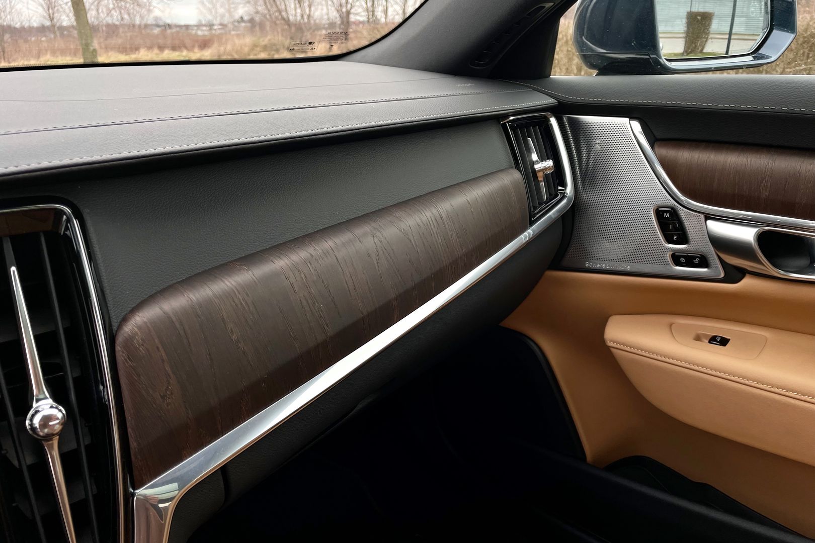 Volvo V90 T8