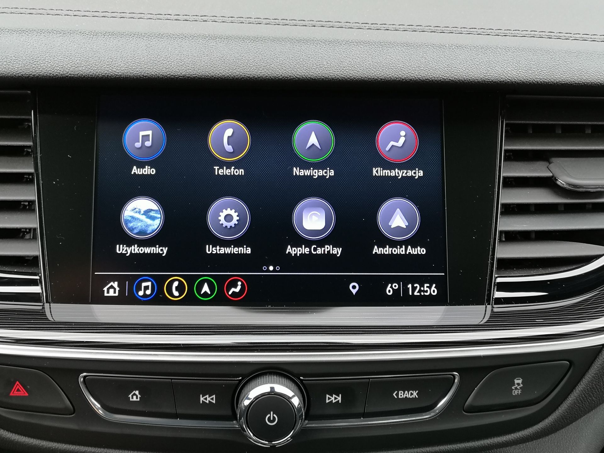 Opel Insignia Sports Tourer: System Multimedia Navi Pro, fabryczne audio i systemy wsparcia kierowcy 4