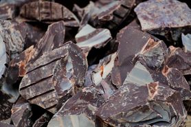 Jesz dużo czekolady? Naukowcy: To zwiększa ryzyko raka jelita grubego