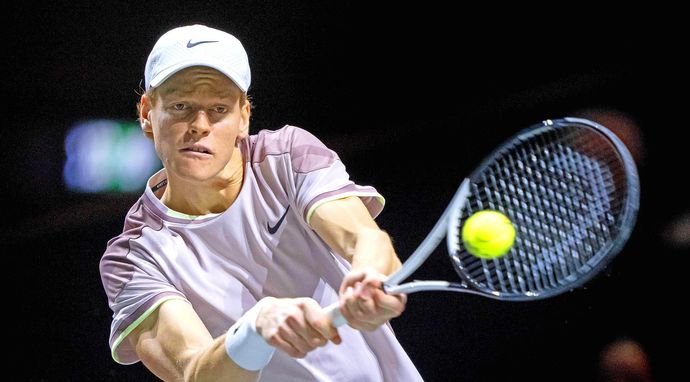 Tenis: Turniej Australian Open w Melbourne - mecz finałowy gry pojedynczej mężczyzn: Jannik Sinner - Daniił Miedwiediew