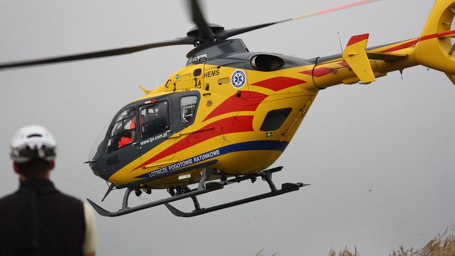 75-latek spadł z drabiny, interweniowało LPR