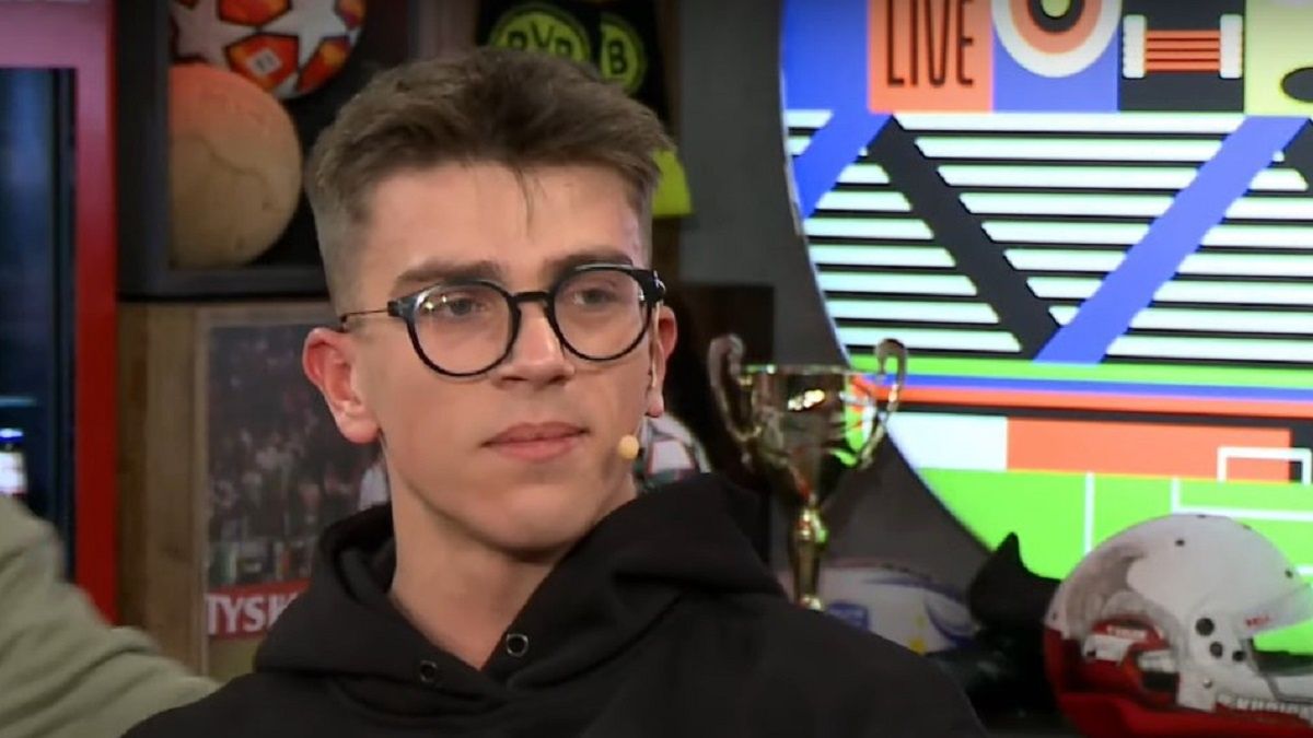 Kacper "Blonsky" Błoński łzy