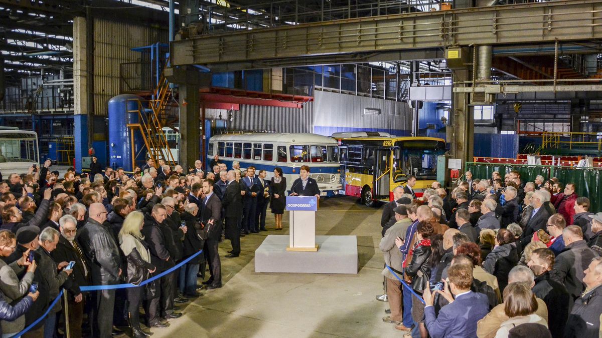 30 marca 2016 roku Beata Szydło w fabryce Autosanu zapowiedziała program Gospodarka+