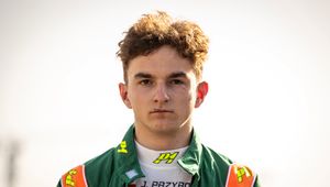 Kolejne podium Polaka na Bliskim Wschodzie. 17-latek zbiera pochwały w Dubaju