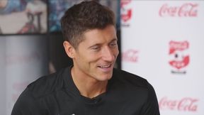 Robert Lewandowski z... wąsem